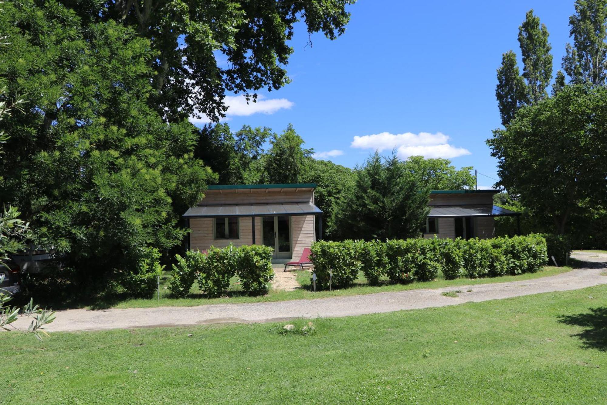 Le Mas Des Cerisiers Jacuzzi Et Sauna Inclus Pour Tous Les Logements Avignon Exteriér fotografie