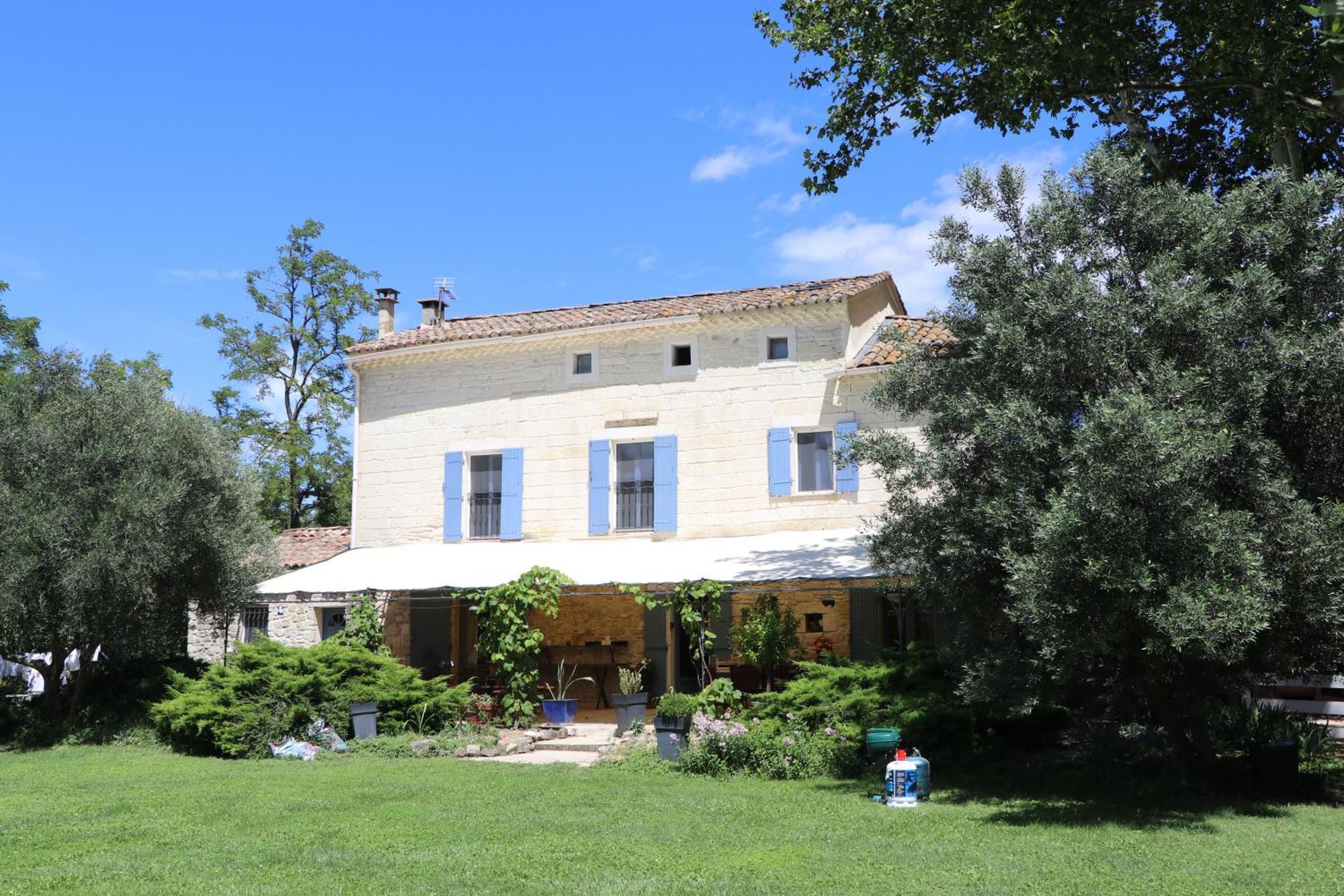 Mas Des Cerisiers Spa-Sauna Inclus Pour Tous Les Logements Avignon Exteriér fotografie