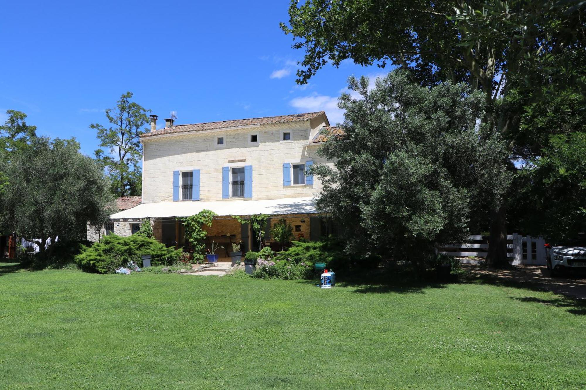 Mas Des Cerisiers Spa-Sauna Inclus Pour Tous Les Logements Avignon Exteriér fotografie