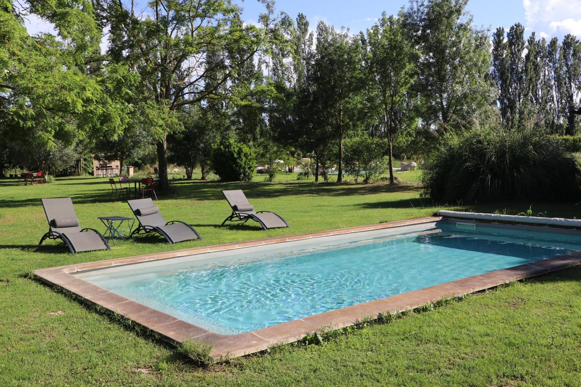 Le Mas Des Cerisiers Jacuzzi Et Sauna Inclus Pour Tous Les Logements Avignon Exteriér fotografie
