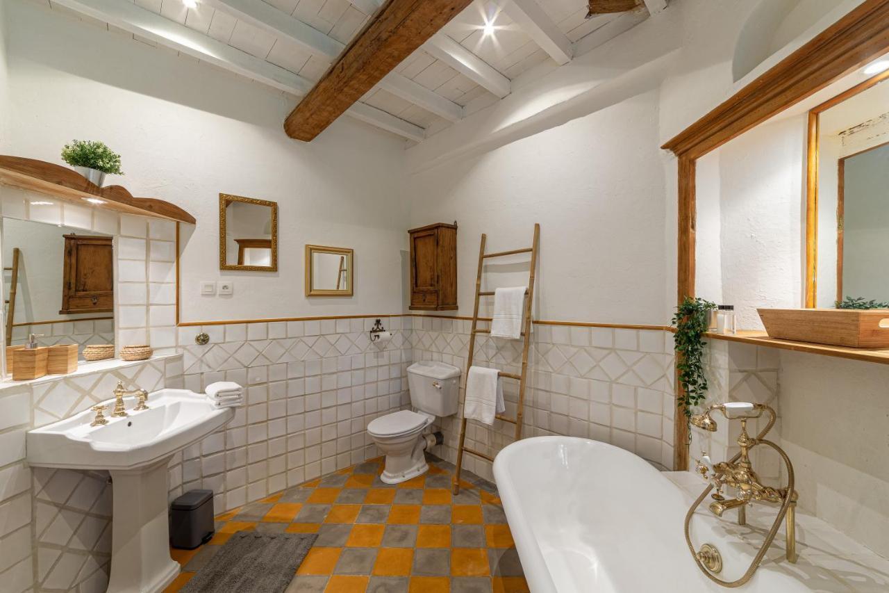 Le Mas Des Cerisiers Jacuzzi Et Sauna Inclus Pour Tous Les Logements Avignon Exteriér fotografie