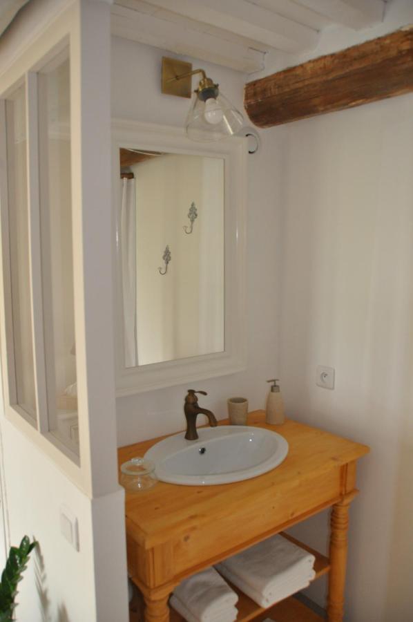 Le Mas Des Cerisiers Jacuzzi Et Sauna Inclus Pour Tous Les Logements Avignon Exteriér fotografie